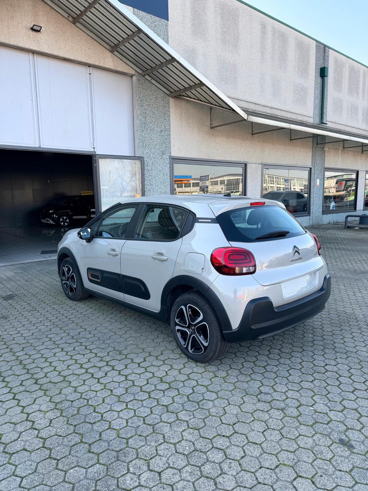 Citroen C3 PureTech 83 S&S C-Series