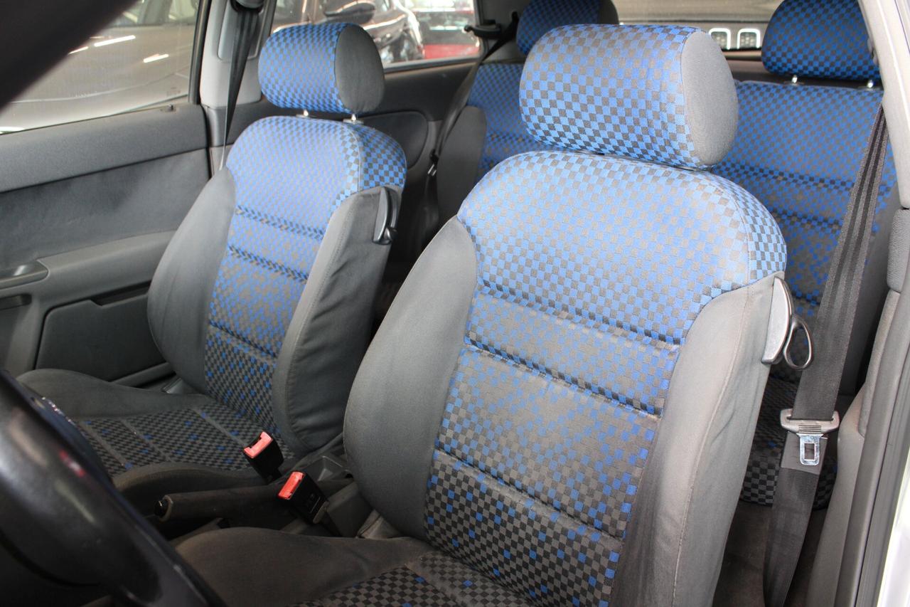 Audi A3 1.8 turbo 20V cat 3p. Ambiente