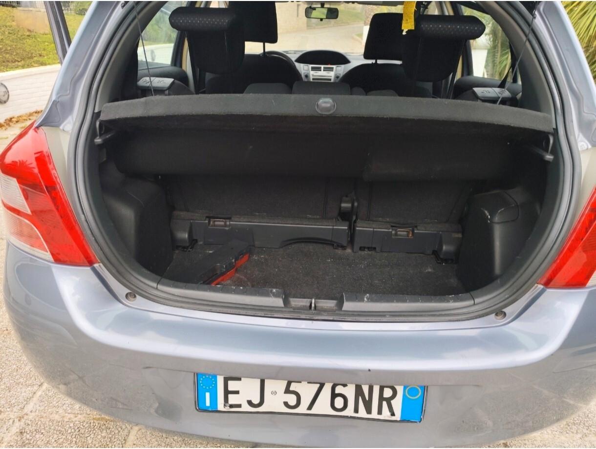 Toyota Yaris 1.3 5 porte Sol