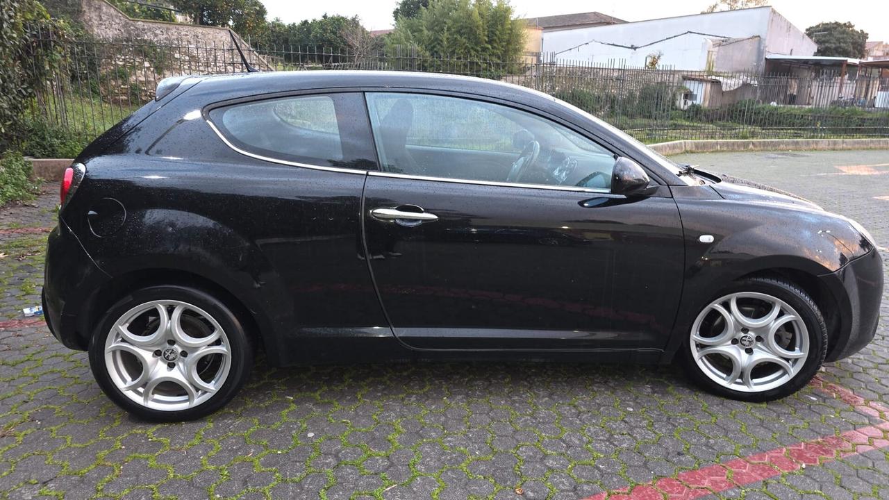 Alfa Romeo MiTo 1.3 JTDm-2 95 CV S&S Distinctive Sport Pack