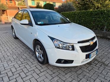 Chevrolet Cruze 1.6 LS