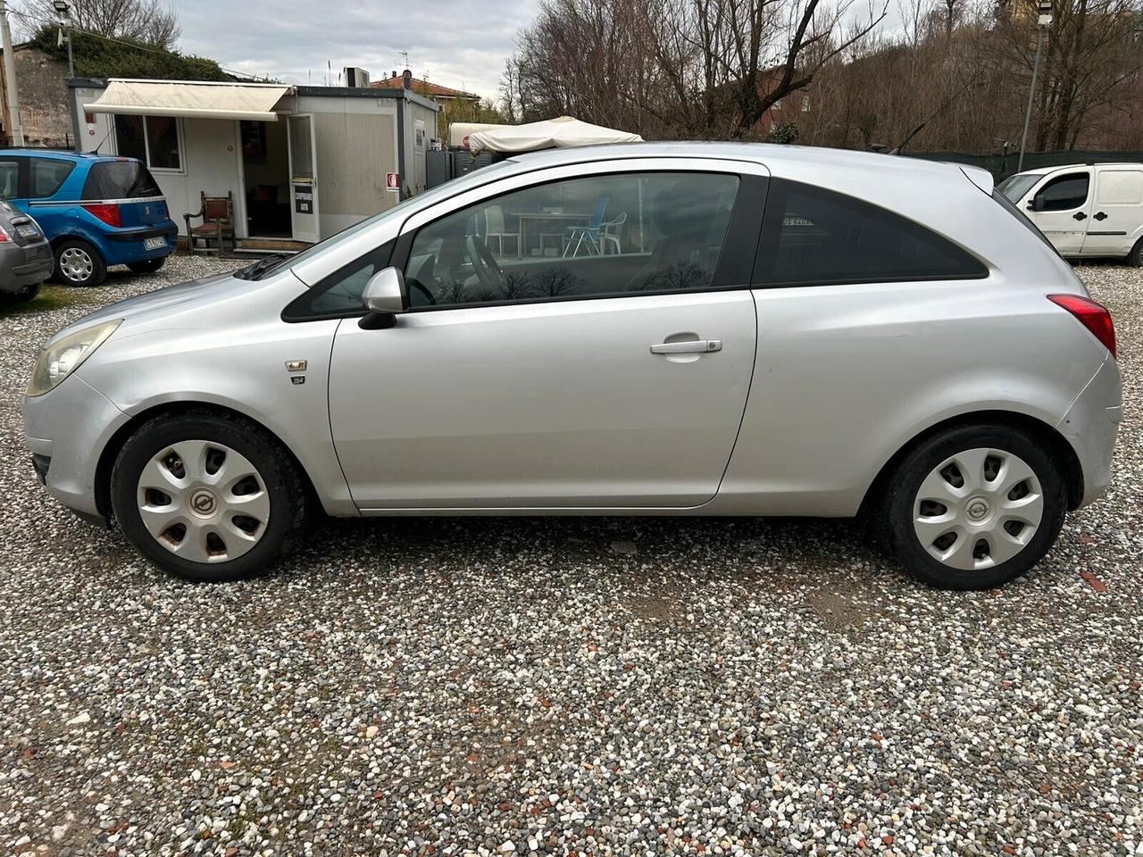 Opel Corsa 1.2 NEOPATENTATI