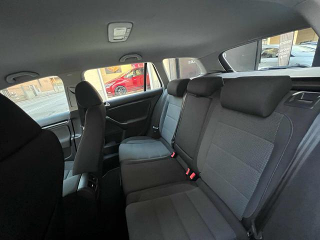 VOLKSWAGEN Golf Variant 1.6 TDI DPF Highline