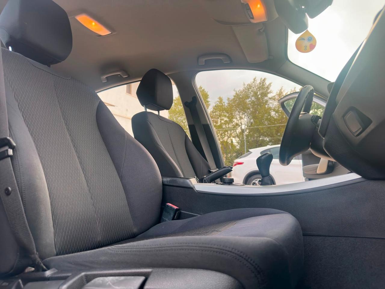 Bmw 118d 5p. Sport F20