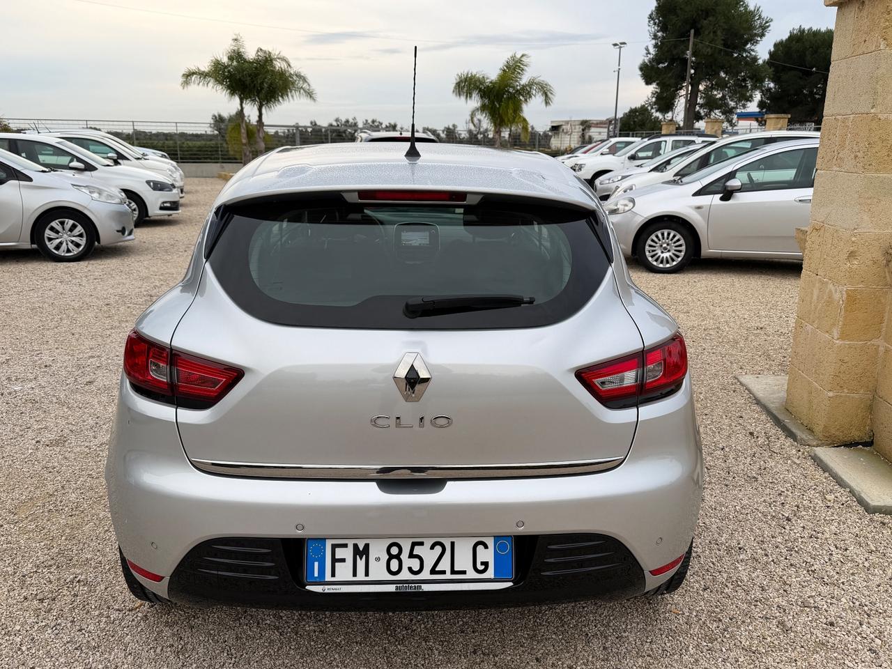 Renault Clio dCi 8V 75 CV 5 porte Moschino Intens