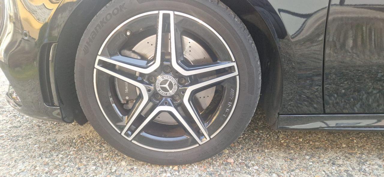 MERCEDES-BENZ A 250 Automatic 4Matic AMG Line Premium