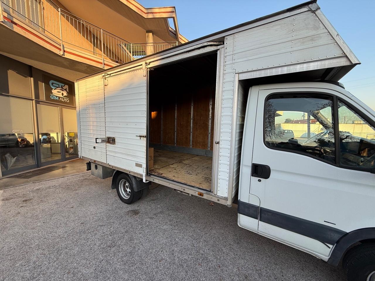 Iveco Daily 35/E4 - 2.3 Diesel 115cv