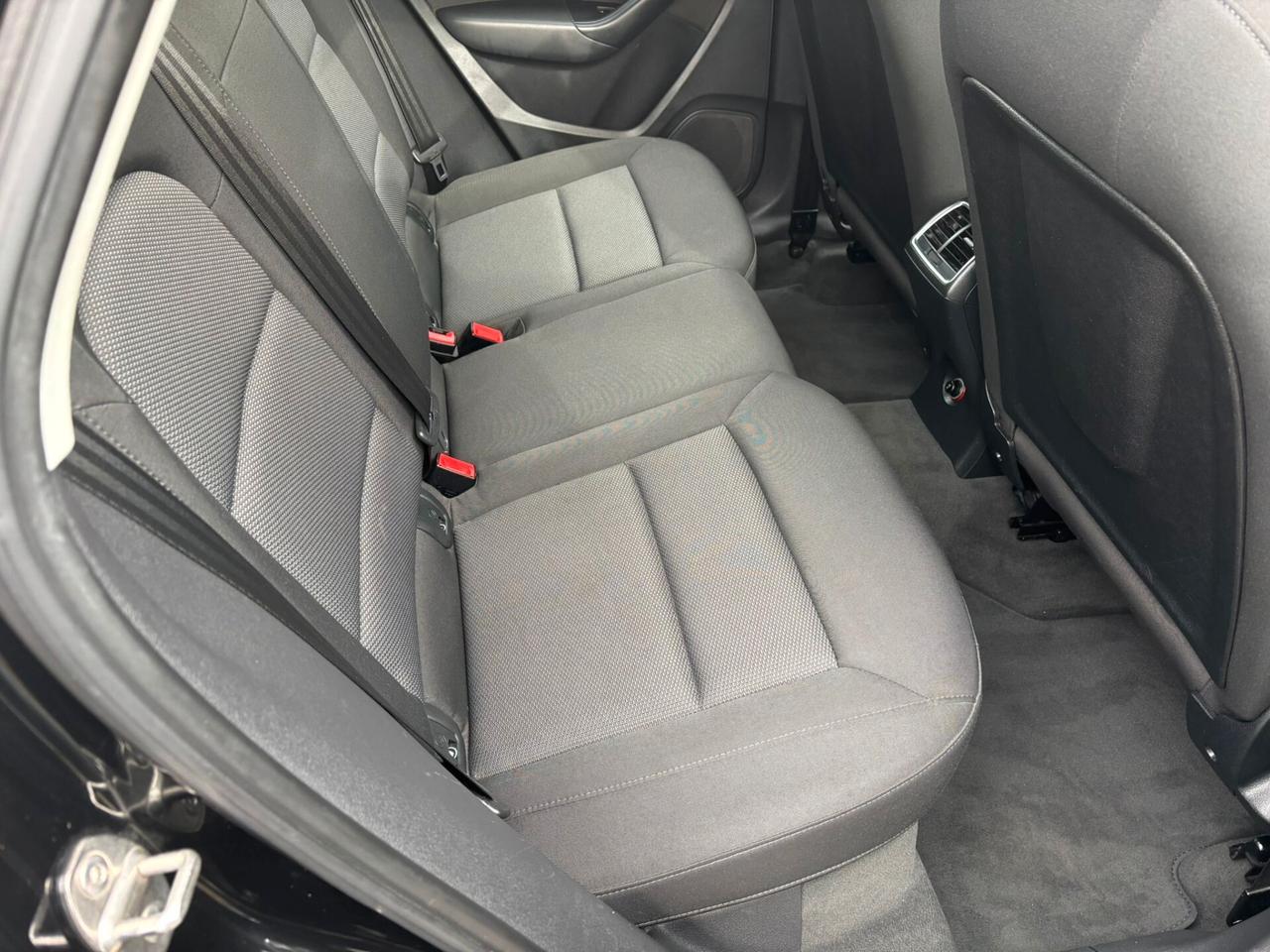 Audi Q3 2.0 TDI 120 CV S tronic Business