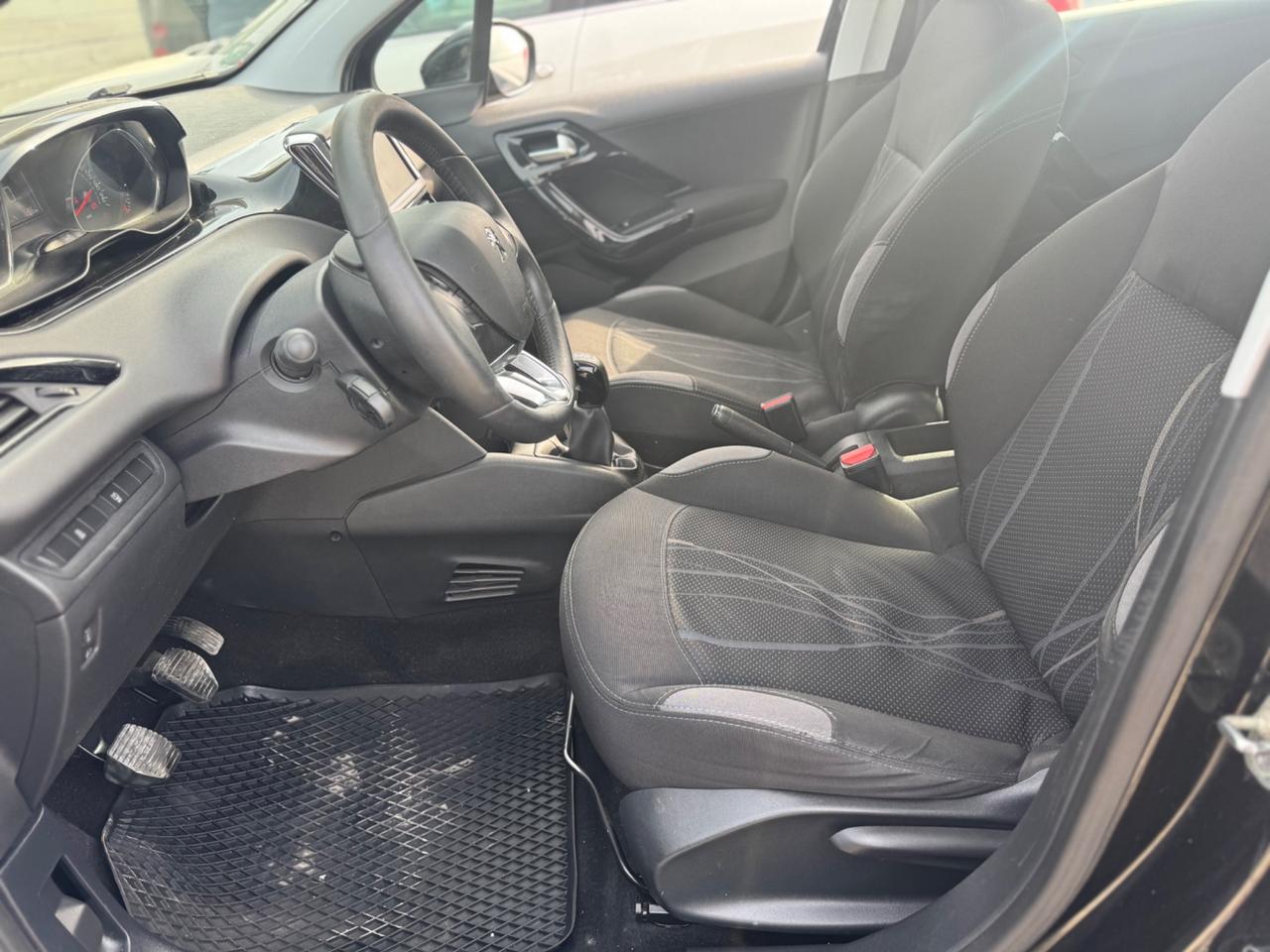 Peugeot 208 PureTech 82 5 porte Active