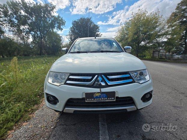 Mitsubishi L200 2.5 DI-D 2 Porte 2015- CON CASSONE