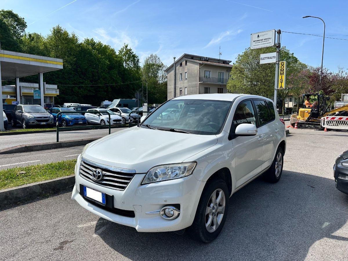 TOYOTA - RAV4 - Crossover 2.2 D-4D 150CV DPF Excl. SOLO COMMERCIANTI