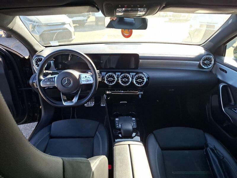 Mercedes-Benz Classe A A 200 d Automatic Premium EDITION