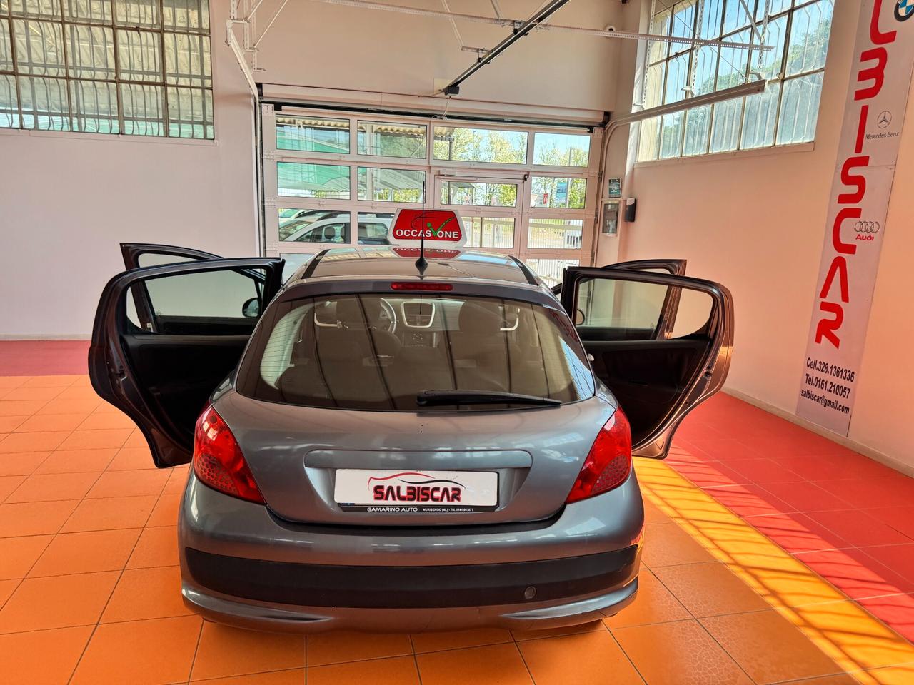 Peugeot 207 1.4 HDi 70CV 5p. ONE Line