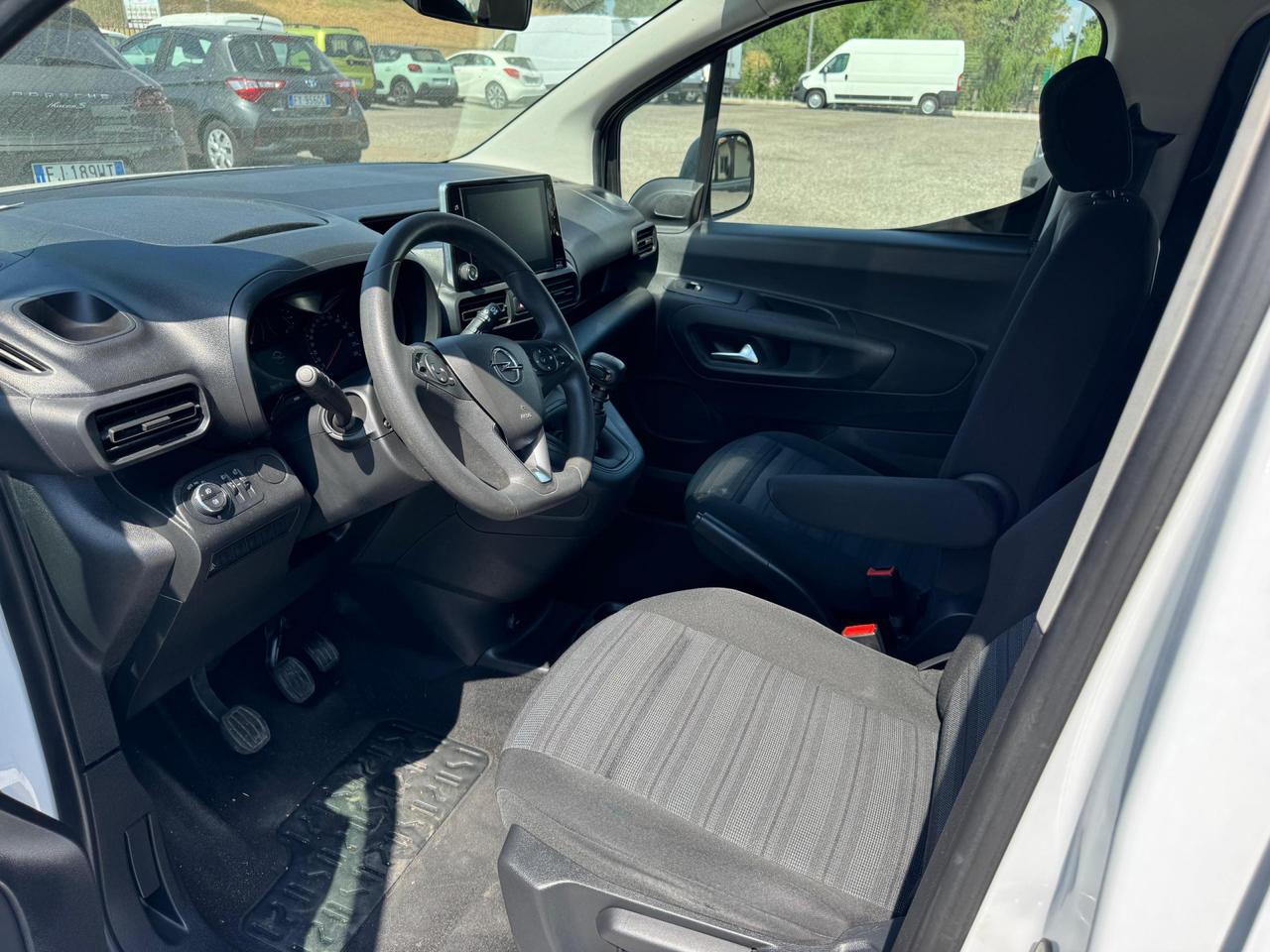 OPEL Combo cargo 1.5d 100cv d.cab. L2H1 Essentia mt6