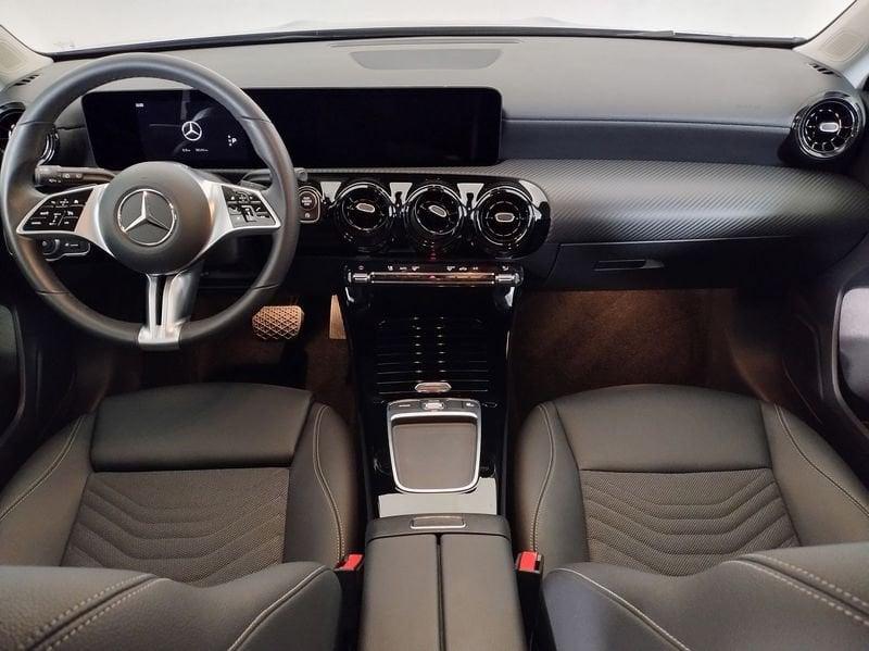 Mercedes-Benz Classe A - W177 2023 A 180 d Progressive Advanced Plus auto