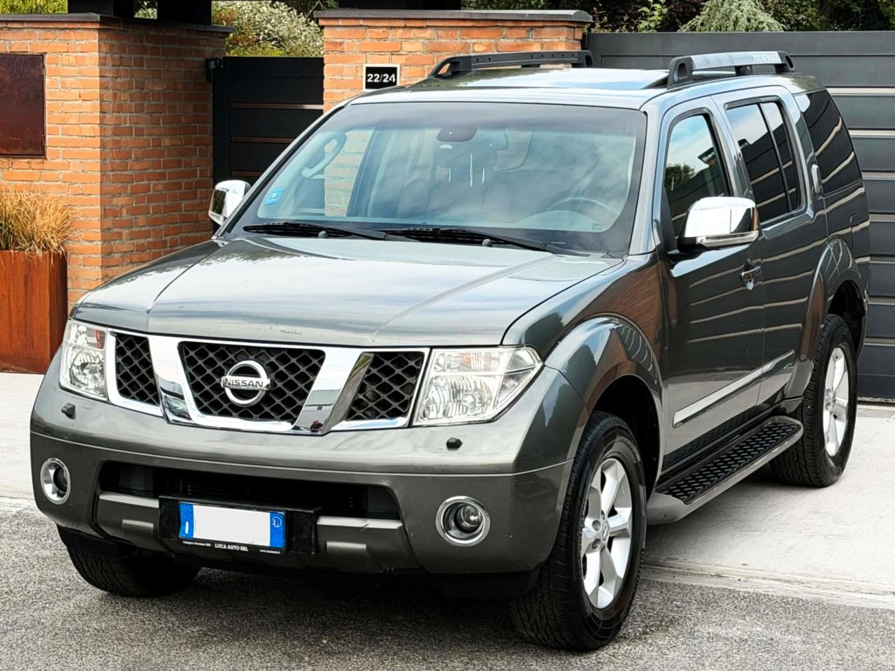 Nissan Pathfinder 2.5 dCi Platinum-7Posti-Navi,Pelle,Tetto-2010