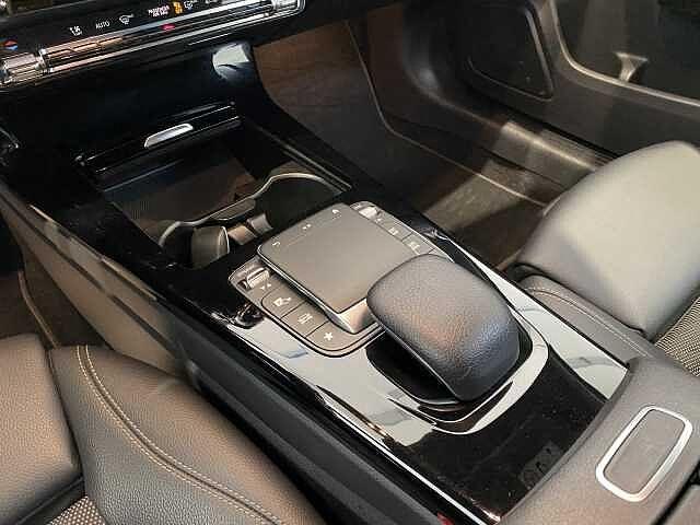 Mercedes-Benz A 180 A 180 d Automatic Sport
