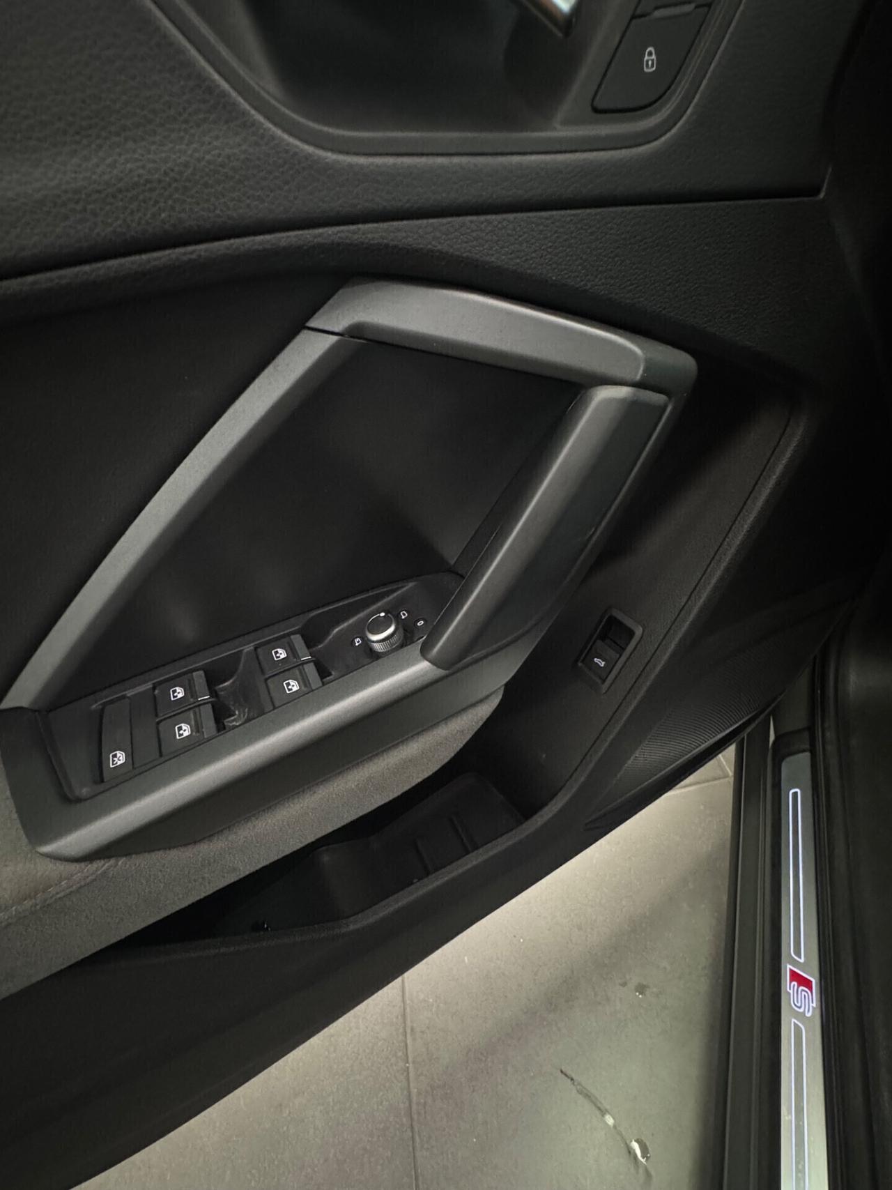 Audi Q3 35 TDI S tronic s-line edition