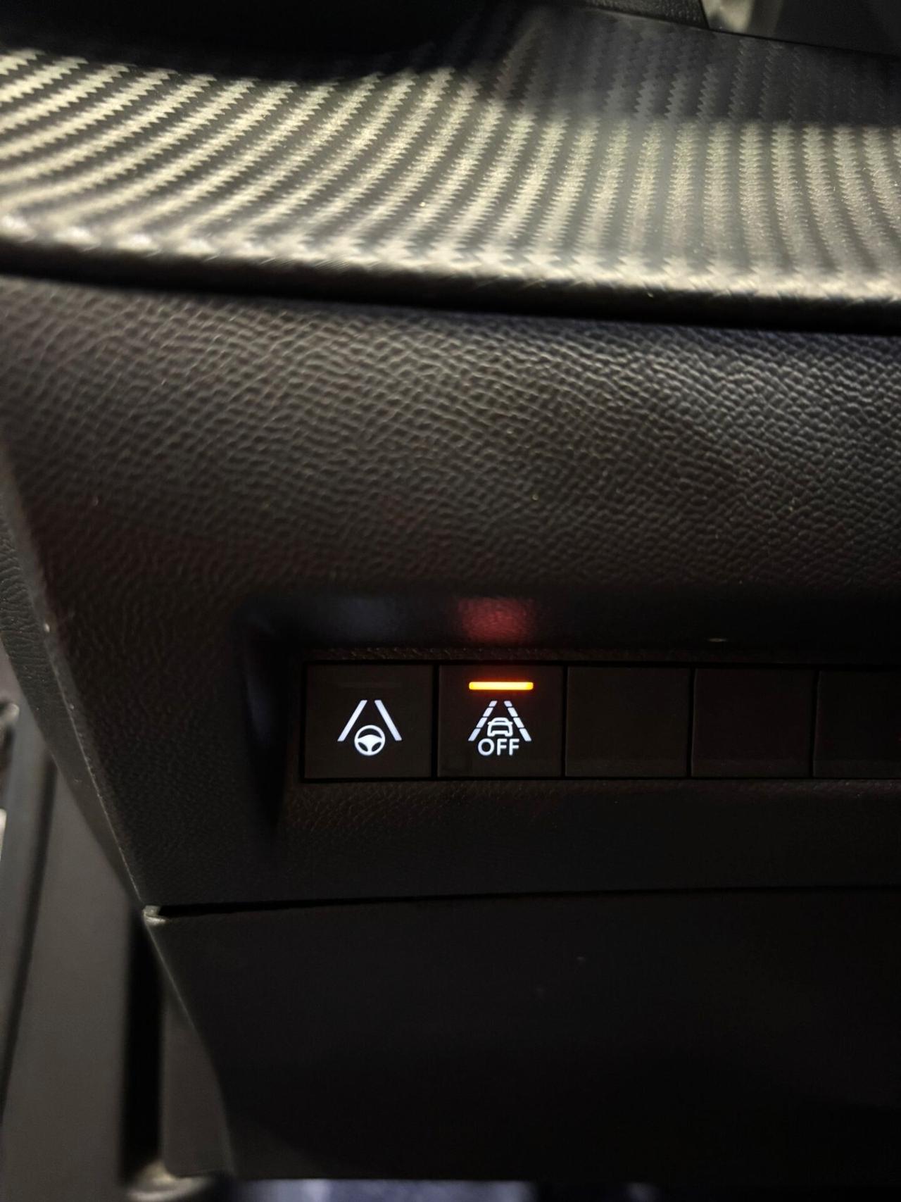 Peugeot 2008 1.5 BlueHDi 130 S&S EAT8 GT