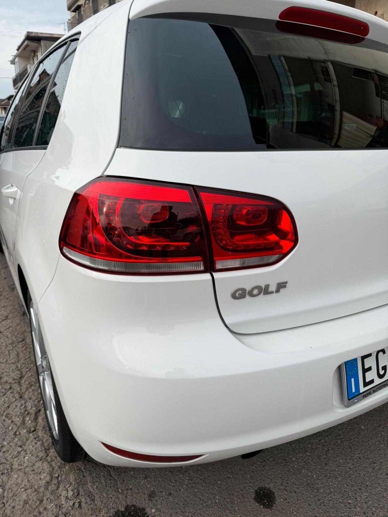 Volkswagen Golf 1.6 TDI DPF 5p. Highline