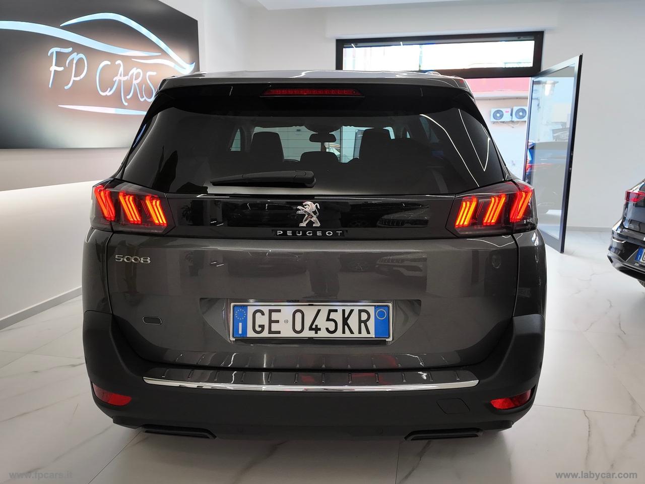 PEUGEOT 5008 BlueHDi 130 S&S Allure