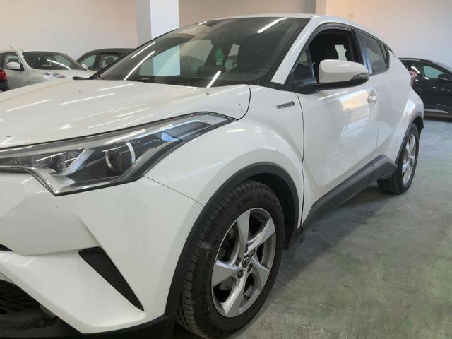 TOYOTA C-HR 1.8 Hybrid E-CVT Active