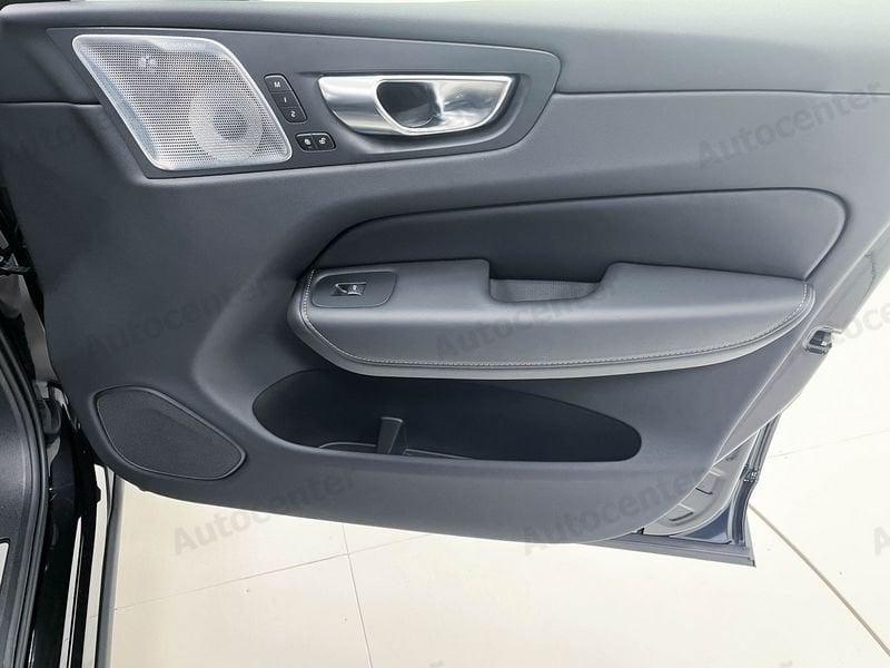 Volvo XC60 T6 PLUG IN AWD AUT ULTRA BLACK EDITION