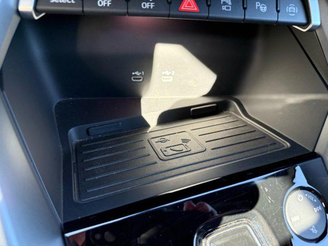 AUDI A3 SPB 35 TFSI S tronic S line edition BLACK PACK