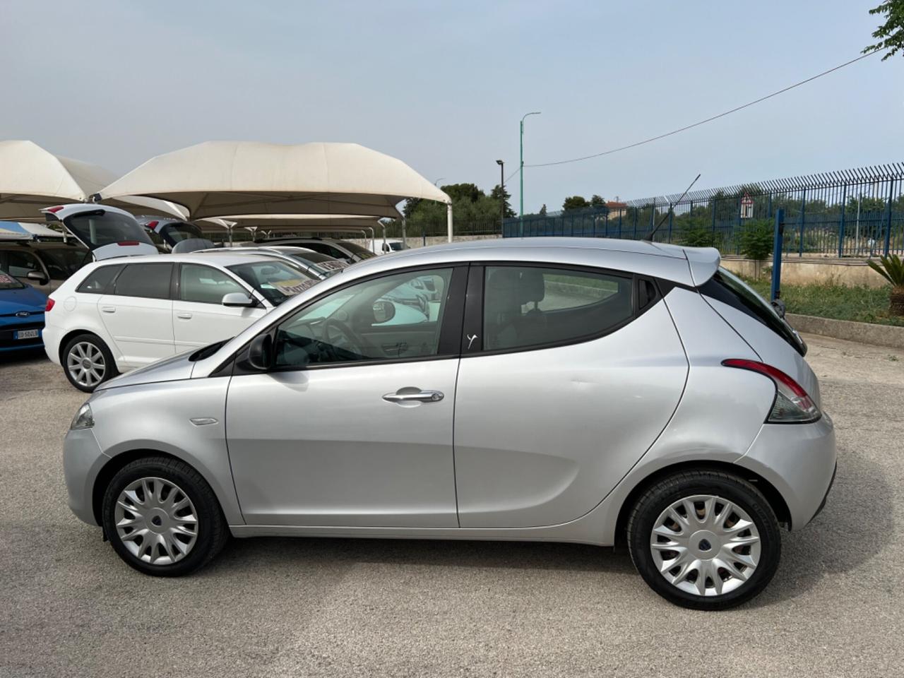 Lancia Ypsilon 1.2 69 CV S&S Silver del 12/2013