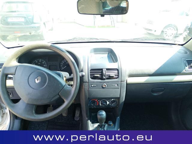 RENAULT Clio 1.2 cat 5 porte Confort Authentique