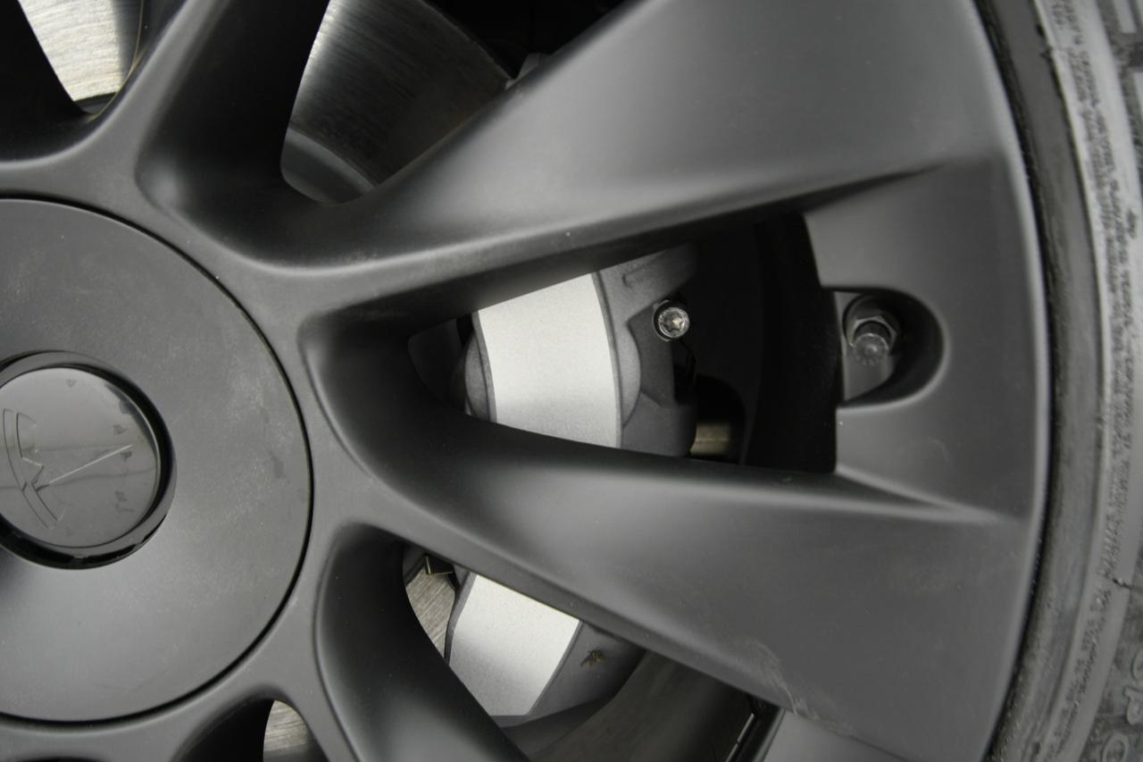 TESLA Model Y Long Range Dual Motor awd + AUTOPYLOT MAX