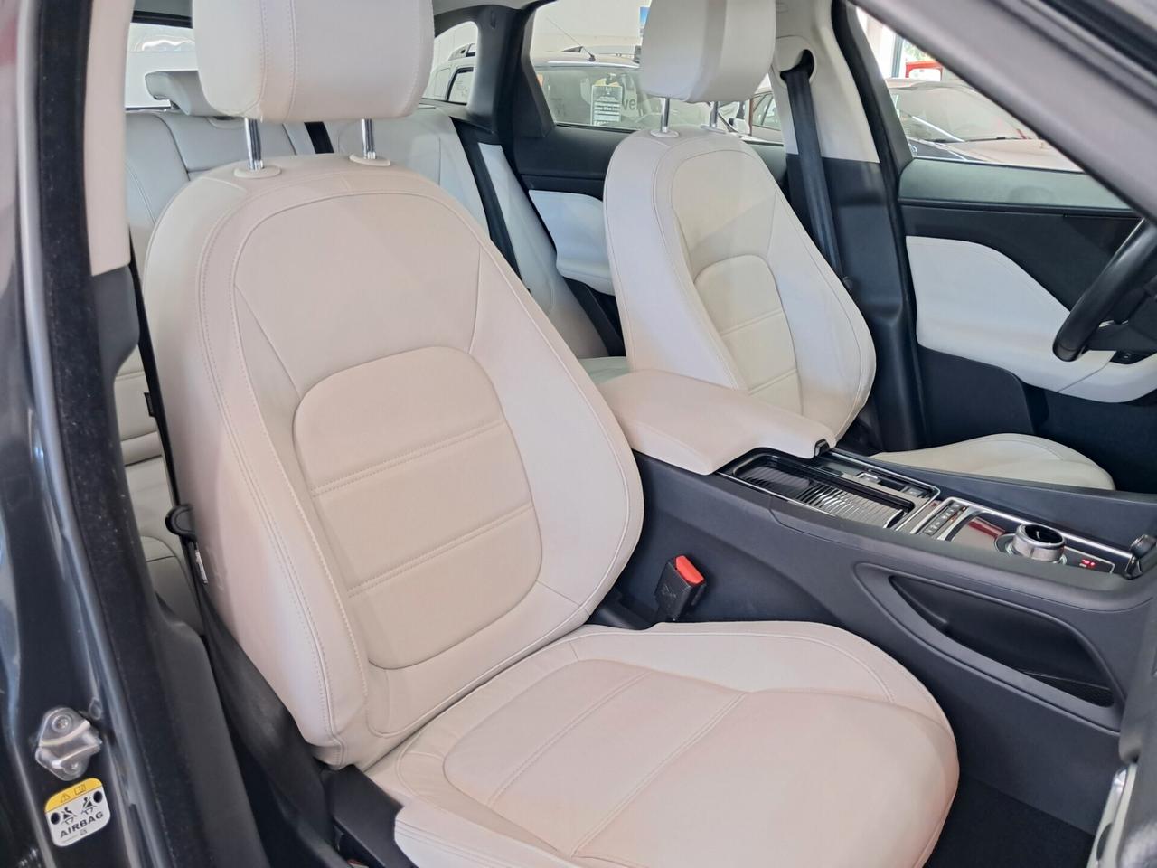 Jaguar F-Pace 2.0 D 180 CV AWD Prestige