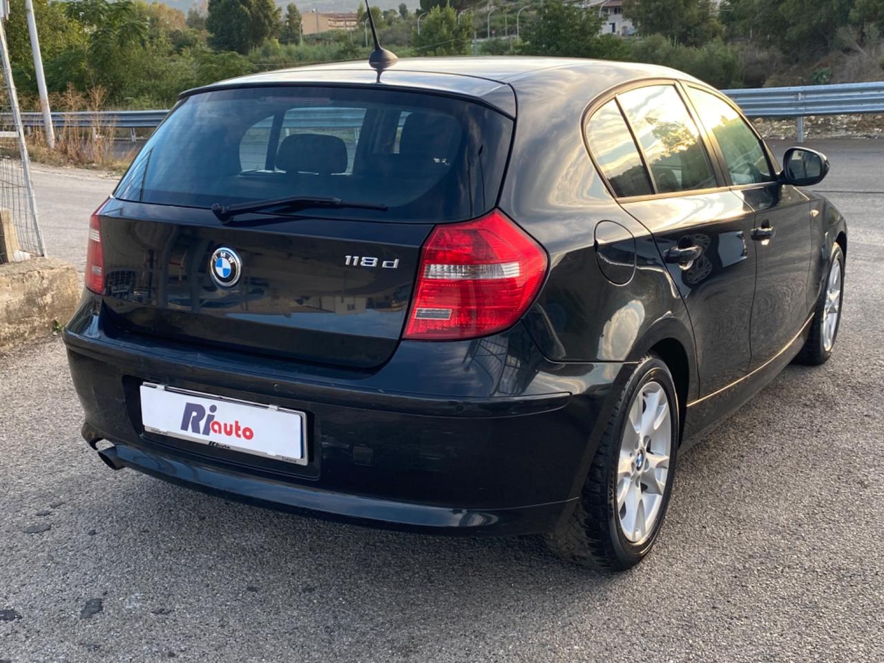 Bmw 118d 143 cv 5 porte