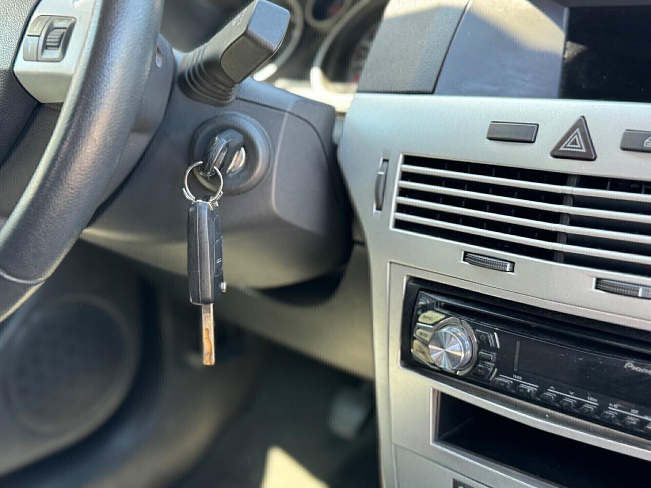 Opel Astra GTC 1.7 CDTI 110CV ecoFLEX 3P. 2009