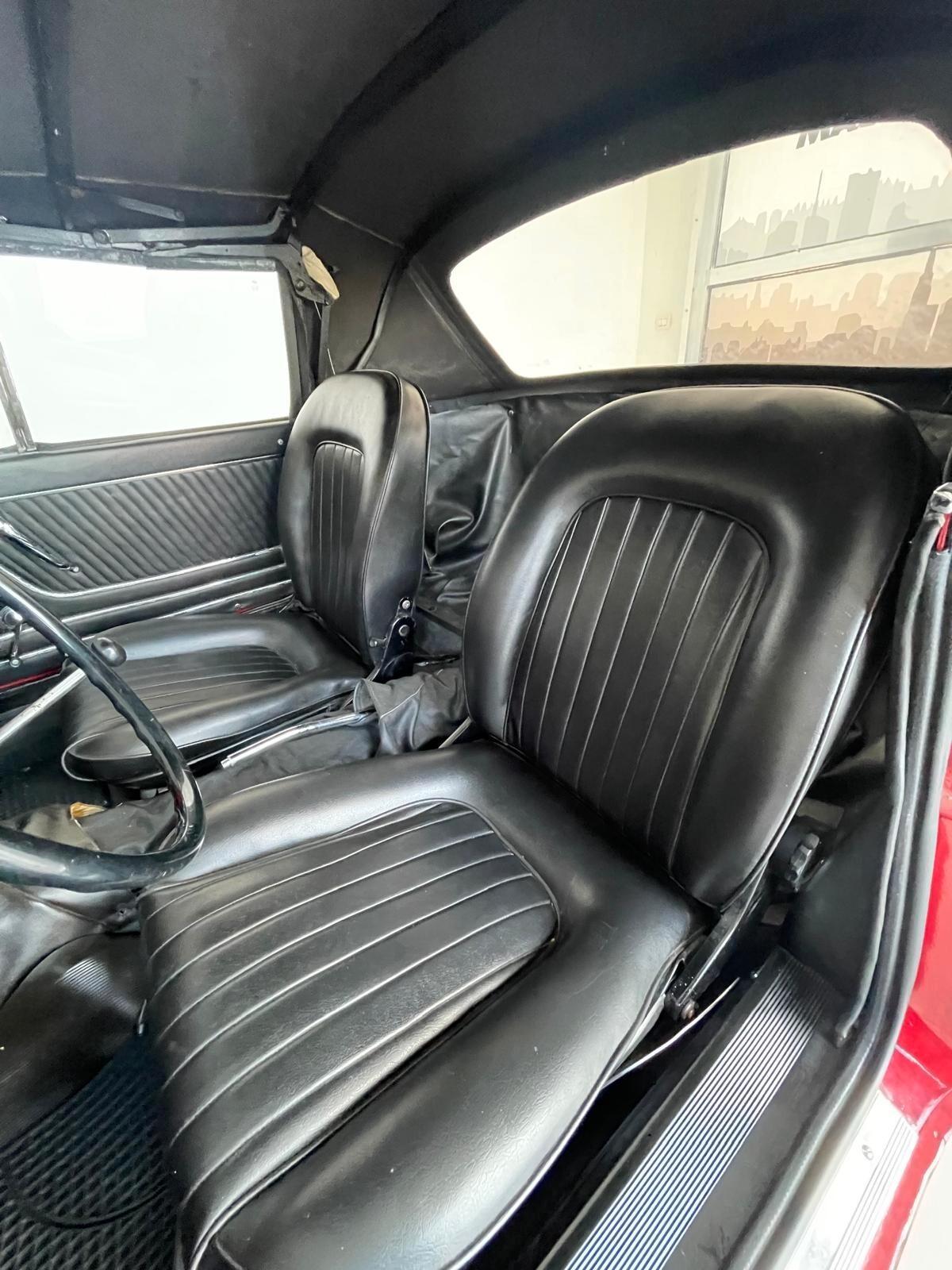 Alfa Romeo Spider duetto osso di seppia