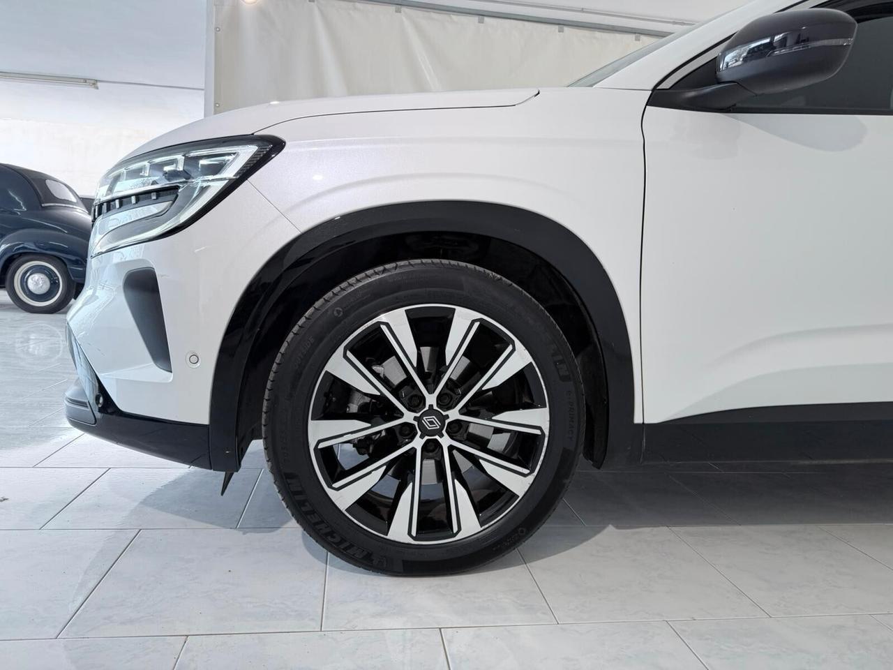 RENAULT AUSTRAL-E FULL HYBRID IVA DEDUCIBILE