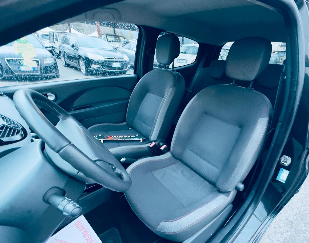 Renault Twingo 1.2 16V Live