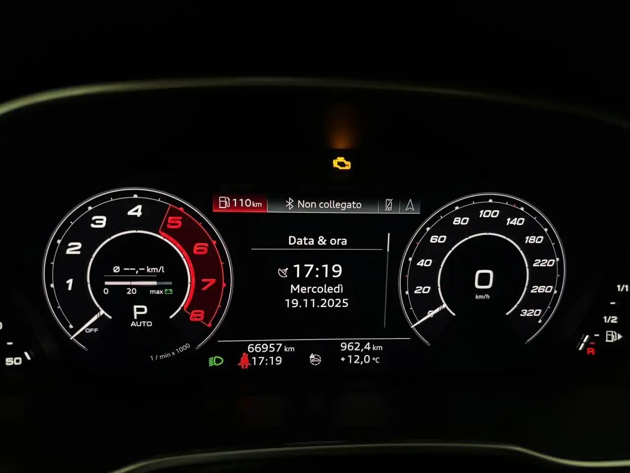 Audi Q3 RS quattro S tronic