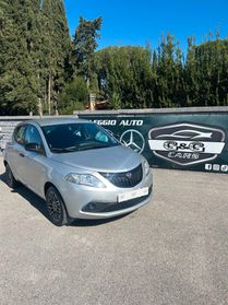 Lancia Ypsilon 1.0 FireFly 5 porte S&S Hybrid Ecochic Gold