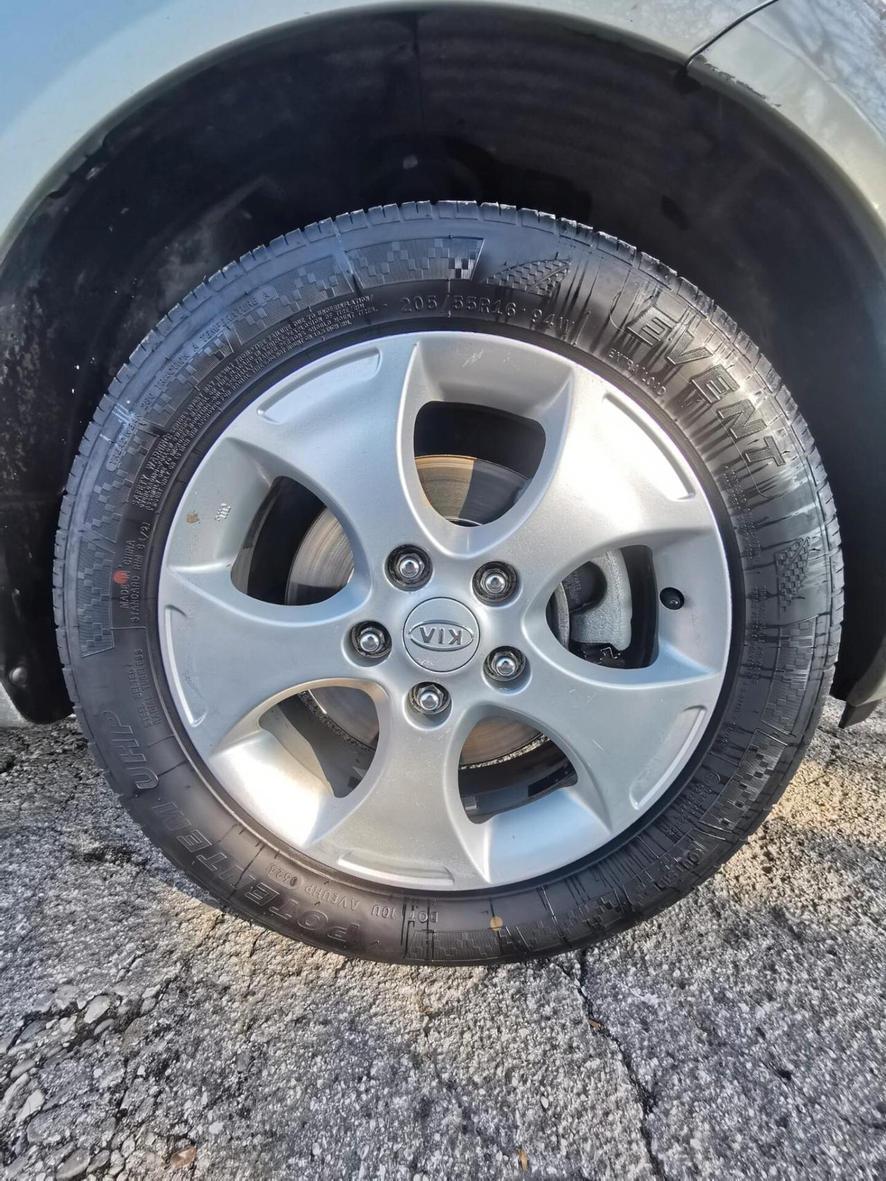 Kia Venga 1.4 GPL Easy - 12/2012