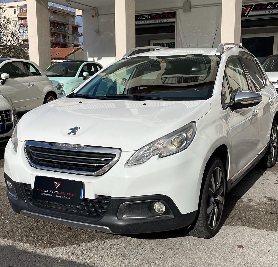 Peugeot 2008 1.6 e-HDi 115 CV Stop&Start Féline