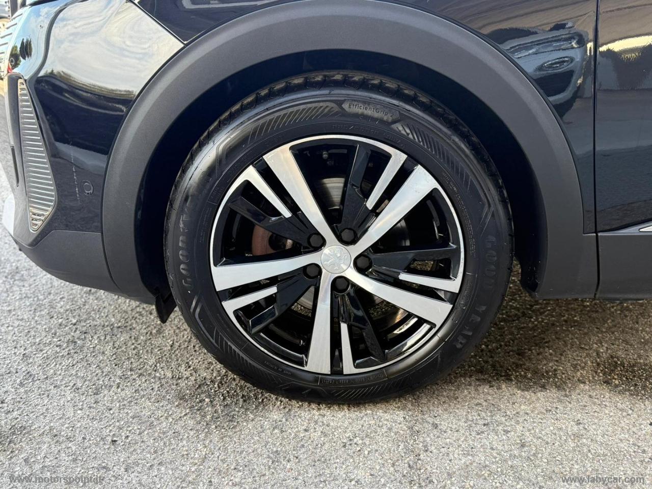 PEUGEOT 5008 BlueHDi 130 S&S EAT8 GT Line