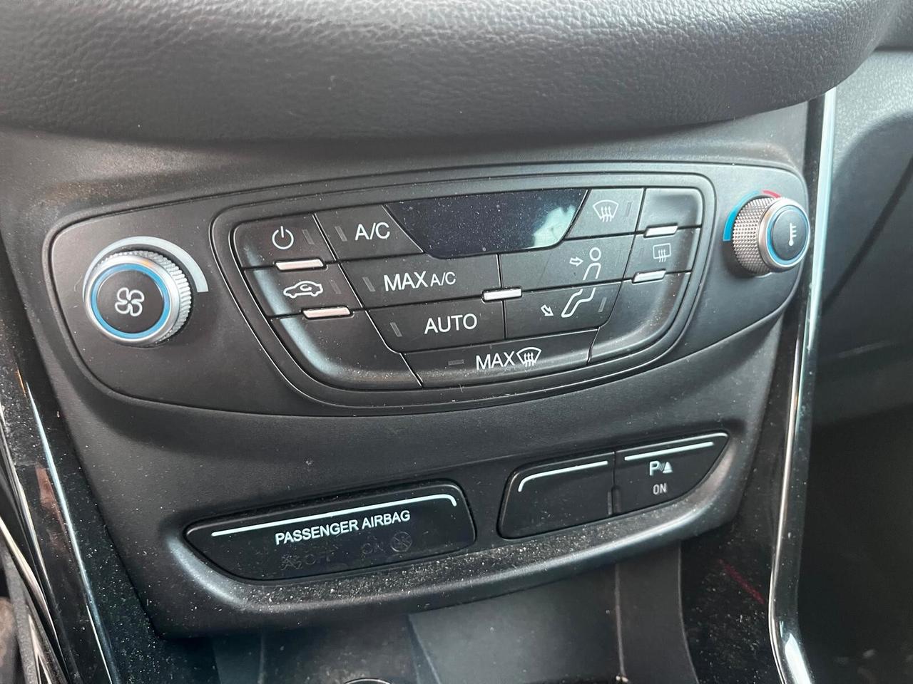 Ford B-Max 1.6 TDCi 95 CV Titanium