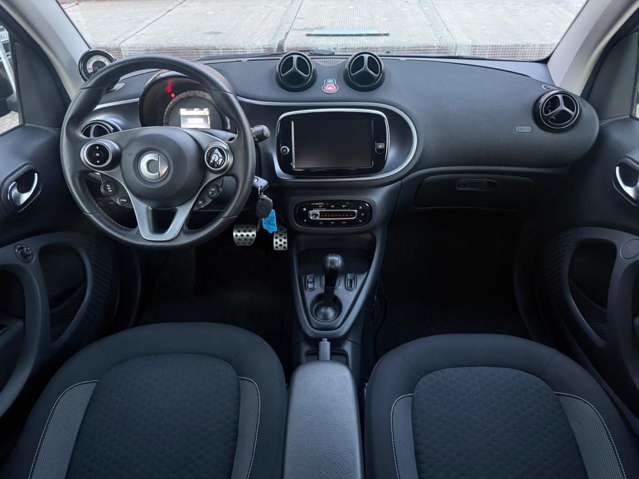 Smart ForTwo EQ Passion TAGLIANDI MERCEDES - PARI AL NUOVO PREZZO REALE, NO OBBLIGO FINANZIAMENTO!!!