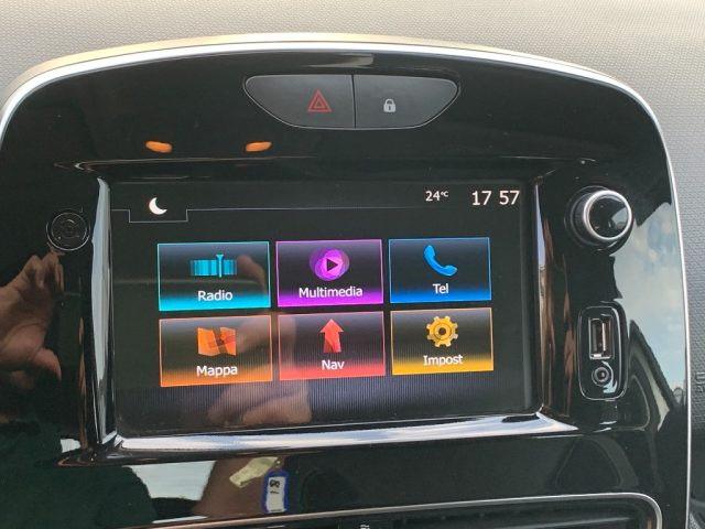 RENAULT Clio TCe 12V 90 CV GPL 5 porte Moschino Intens