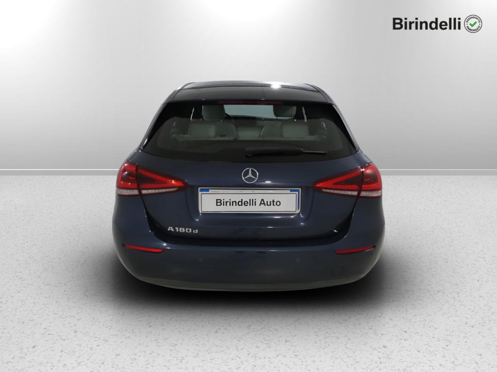 Mercedes-Benz Classe A (W177) - A 180 d Automatic Business