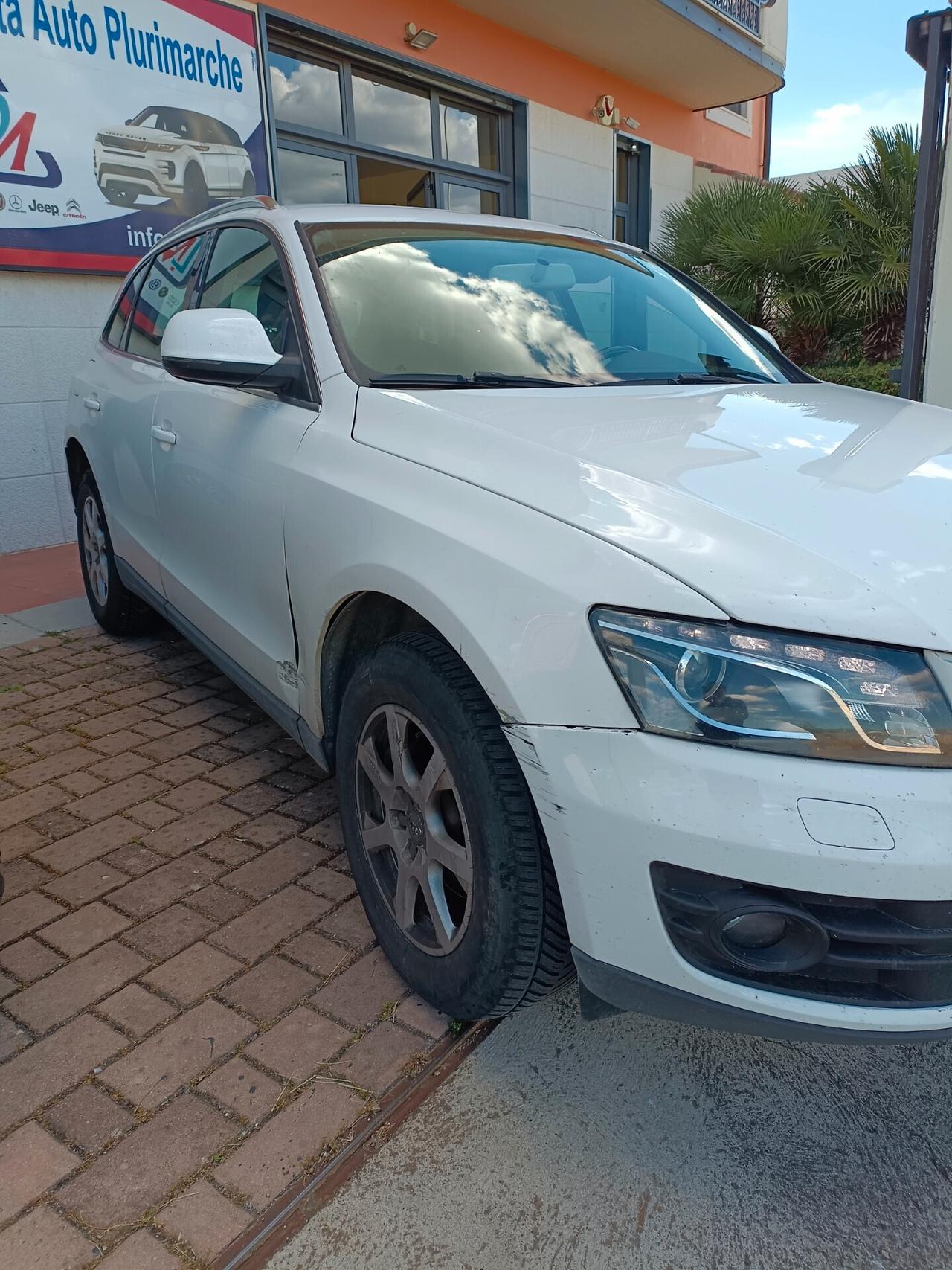 Audi Q5 2.0 TDI 170 CV quattro S tronic (danni a carrozzeria come da foto)