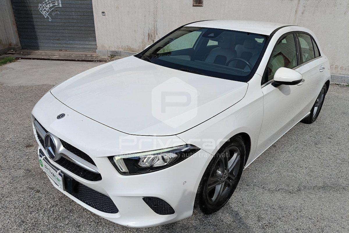 MERCEDES A 180 d Automatic Business Extra
