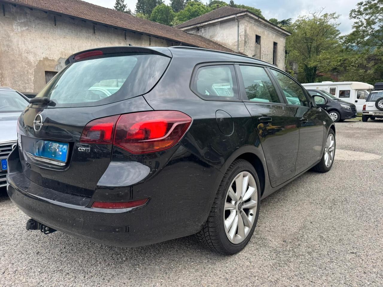 Opel Astra 1.7 CDTI 125CV Sports Tourer Cosmo