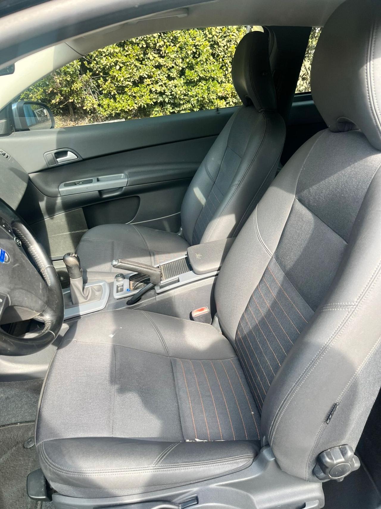 Volvo C30 D2 Kinetic UNIPRO